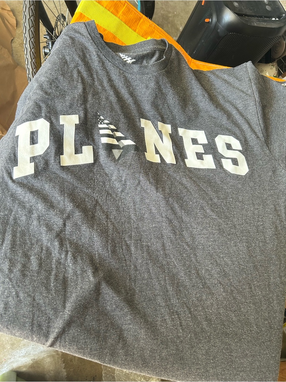 Paper planes tshirt grey size xl as is condition